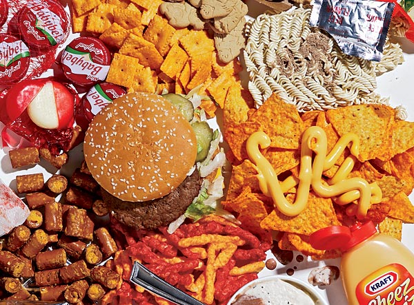 How Eating Junk Food Threatens The Environment Ecofriend 