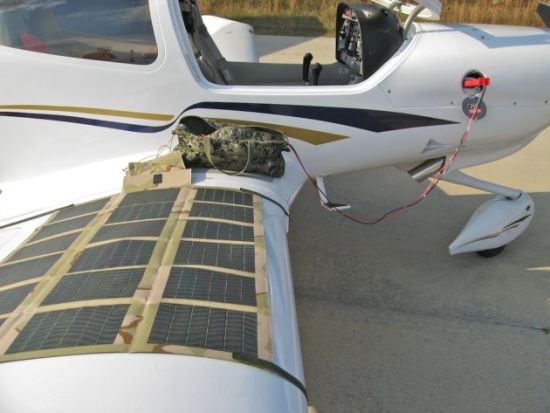 airplane with solar energy