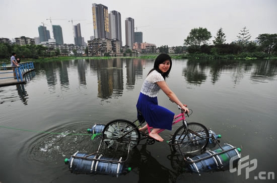 amphibious bicycle 1