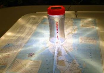 bottle cap with solar led light