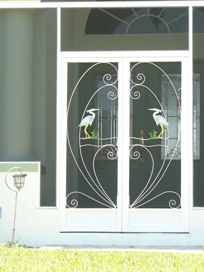 Custom screen door