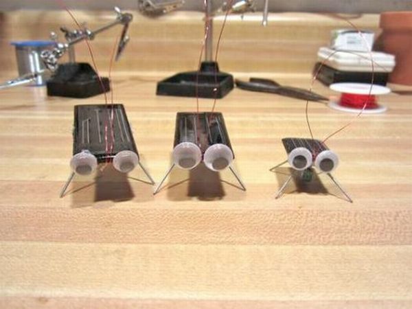 DIY Solar Powered Cockroach Toy