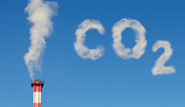 Energy from ambient CO2