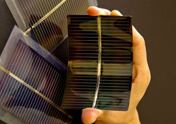 Flexible solar panels for roofs use waste space for clean energy