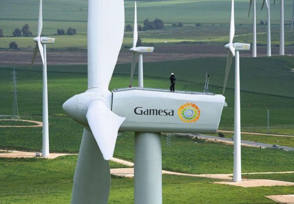 Gamesa picks Scotland for £125m turbine manufacturing plant