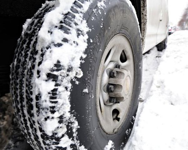 German scientists unveil 'intelligent' tyre for all weather