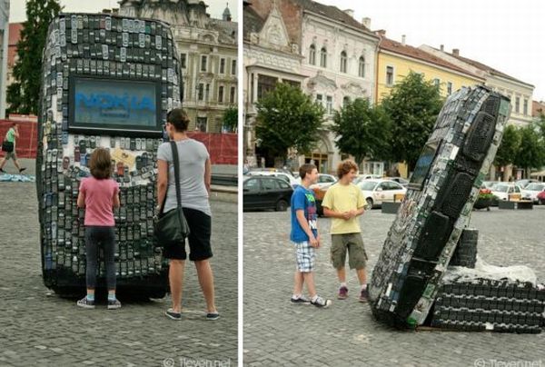 Giant CellPhone Sculpture Created by Romanian Artists
