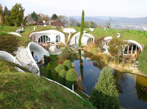 Hidden Homes on a Private Pond