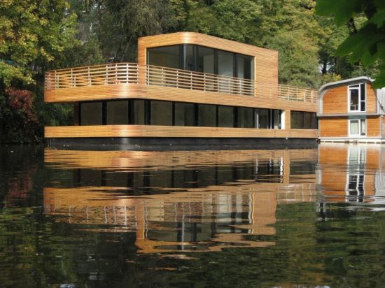 houseboat by rost niderehe architects 1