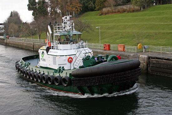 hybrid tugboat