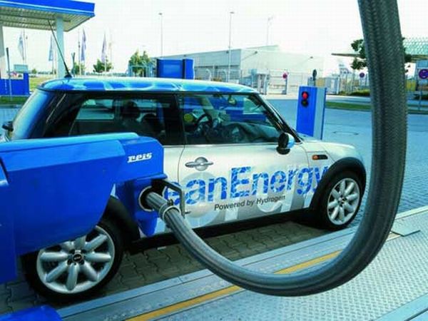 Hydrogen as alternative fuel