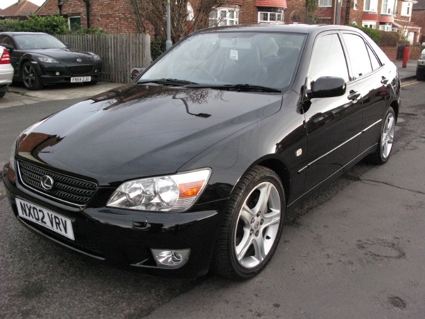 Lexus is200d