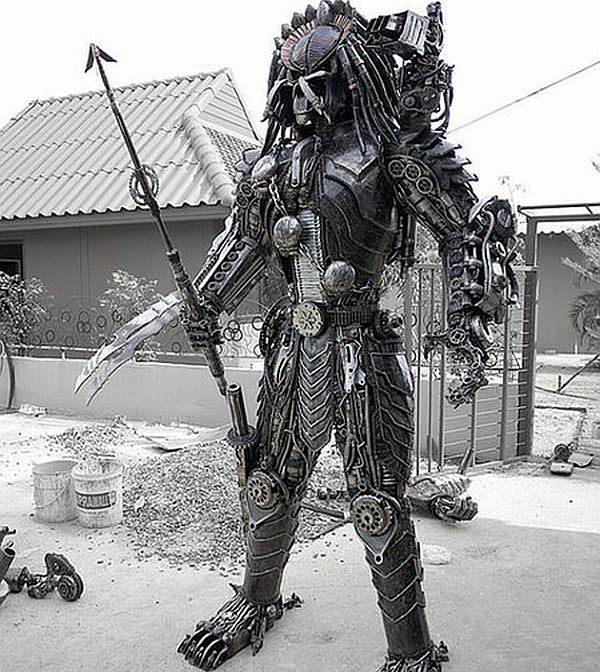 Life-Sized Steampunk Predator