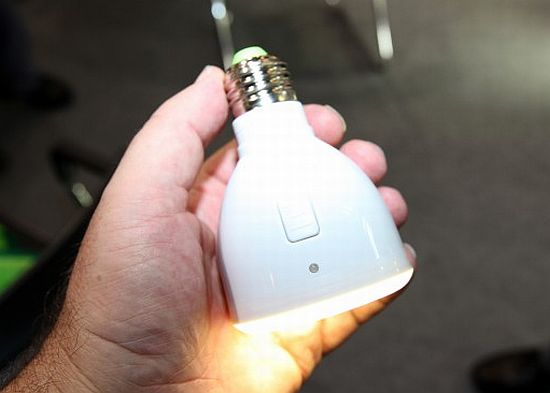 magic bulb rechargeable light globe 1