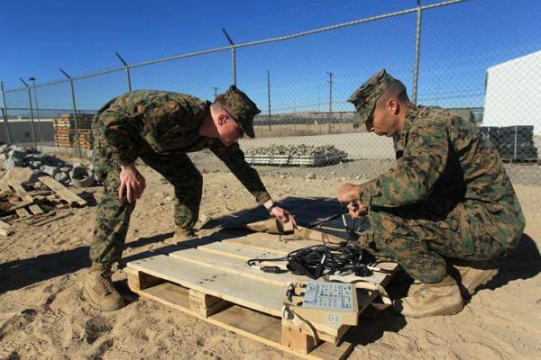 marine corps use solar power 4