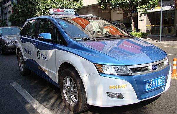 New BYD E-Taxis