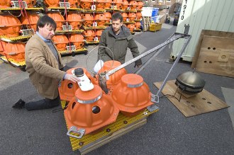 sea floor earthquake seismometer