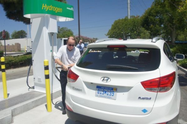 Sewage-powered hydrogen fueling station opens in CA