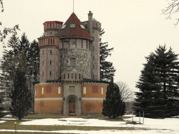 Silo Converted to a Castle