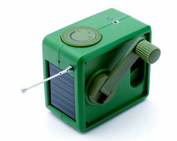 Solar or Hand Crank Powered AM/FM Radio