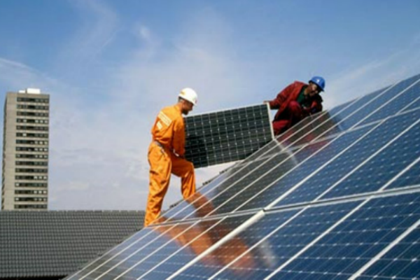 Solar panels price drops down