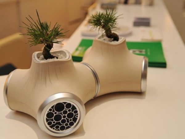 Speakers with inbuilt planters