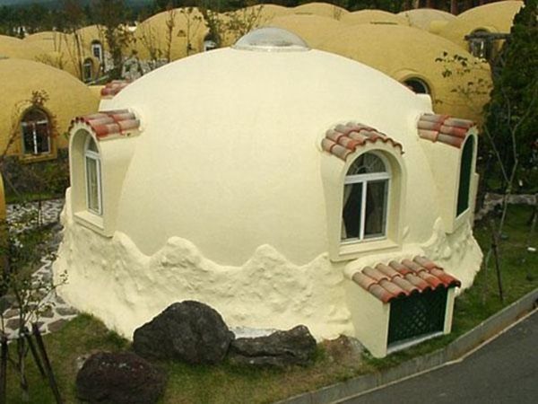 Sustainable homes made using styrofoam