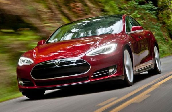 Tesla Motors to Begin Customer Deliveries of Model S