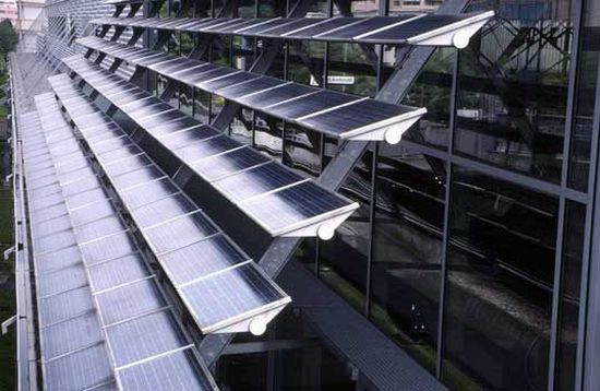 triple layered solar panel3
