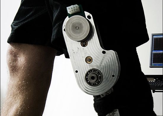 walk your talk with the knee dynamo