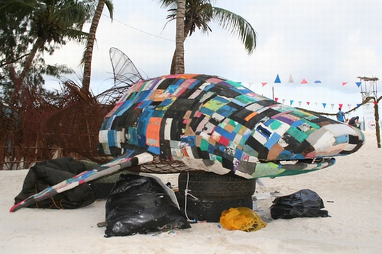 whale shark sculpture