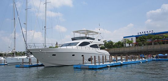yihong sea stella solar powered hybrid yacht 1