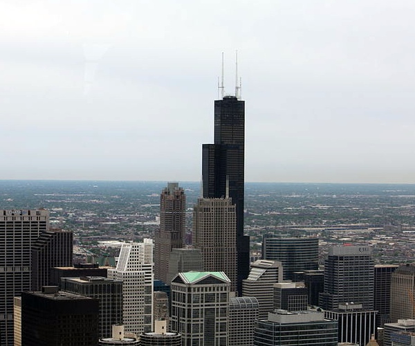 Vertical solar farm to adorn Chicago's Willis Tower - Ecofriend