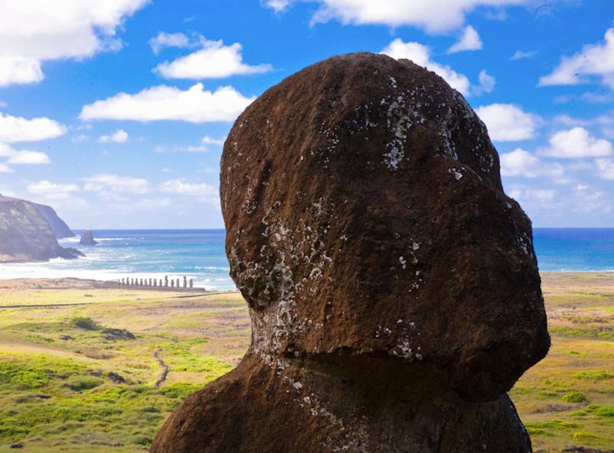 The-green-grass-of-Easter-Island-also-known-as-Rapa-Nui-adds-to-its-beauty