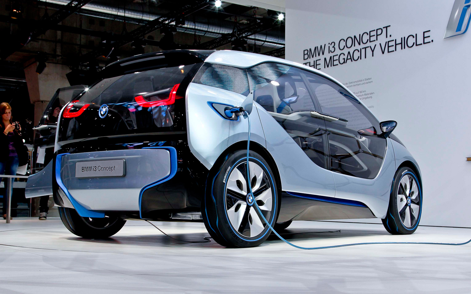 Videos: BMW i3 and BMW i8