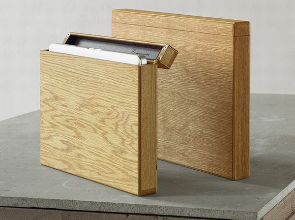 Wooden-Laptop-Case-for-MacBook_1