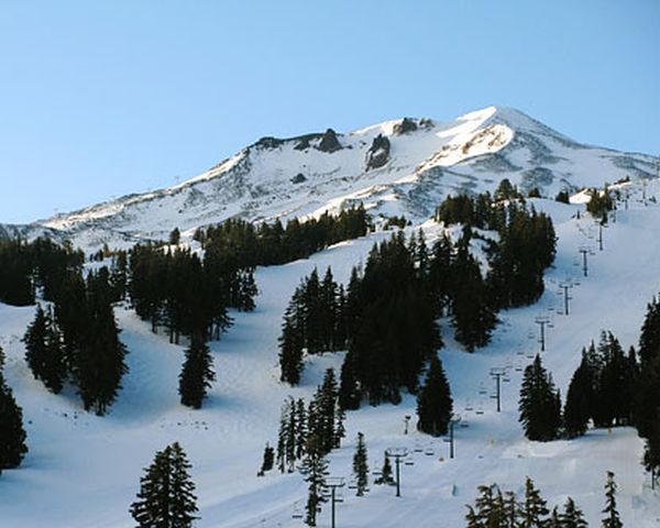 mt-bachelor-ski-area