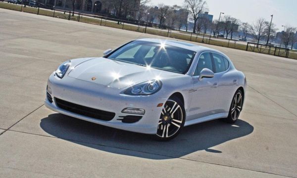 2012-Porsche-Panamera-S-Hybrid-front