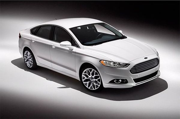 2013-ford-fusion-photo-01.jpg.492x0_q85_crop-smart