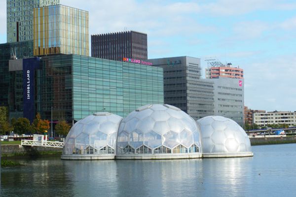 Rotterdam-Bubbles-Floating-Pavilion-1