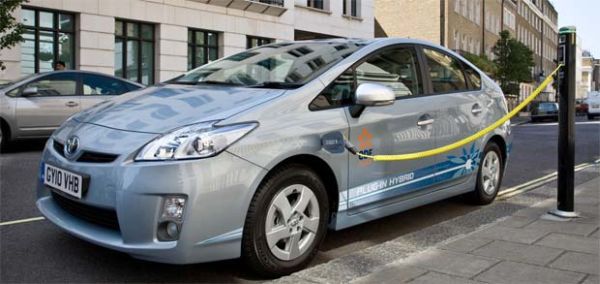 Plug-In-Prius-UK