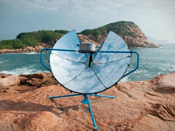 Solar-powered barbecue