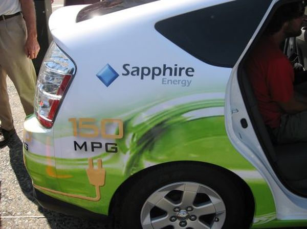 Powering your car with algae