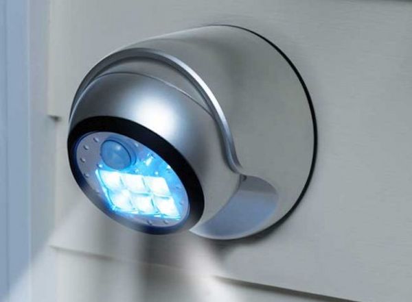 Smart or motion sensing gadgets