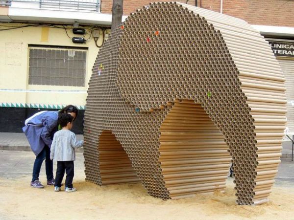 cardboard elephant  at Fallas festival (2)