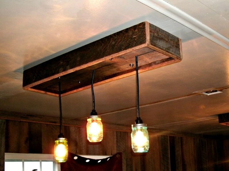 Lighting-fixture-with-old-jars