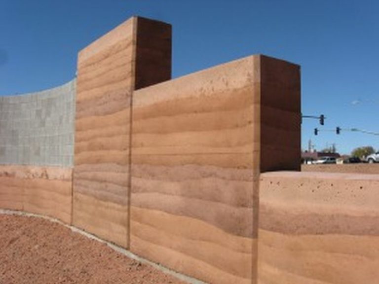 construction-of-rammed-earth-walls-rammed-earth-enterprises