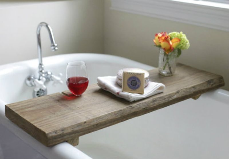 reclaimed wood DIY Bathtub tray