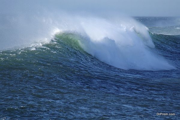 is-it-possible-to-combat-climate-change-with-wave-and-tidal-energy